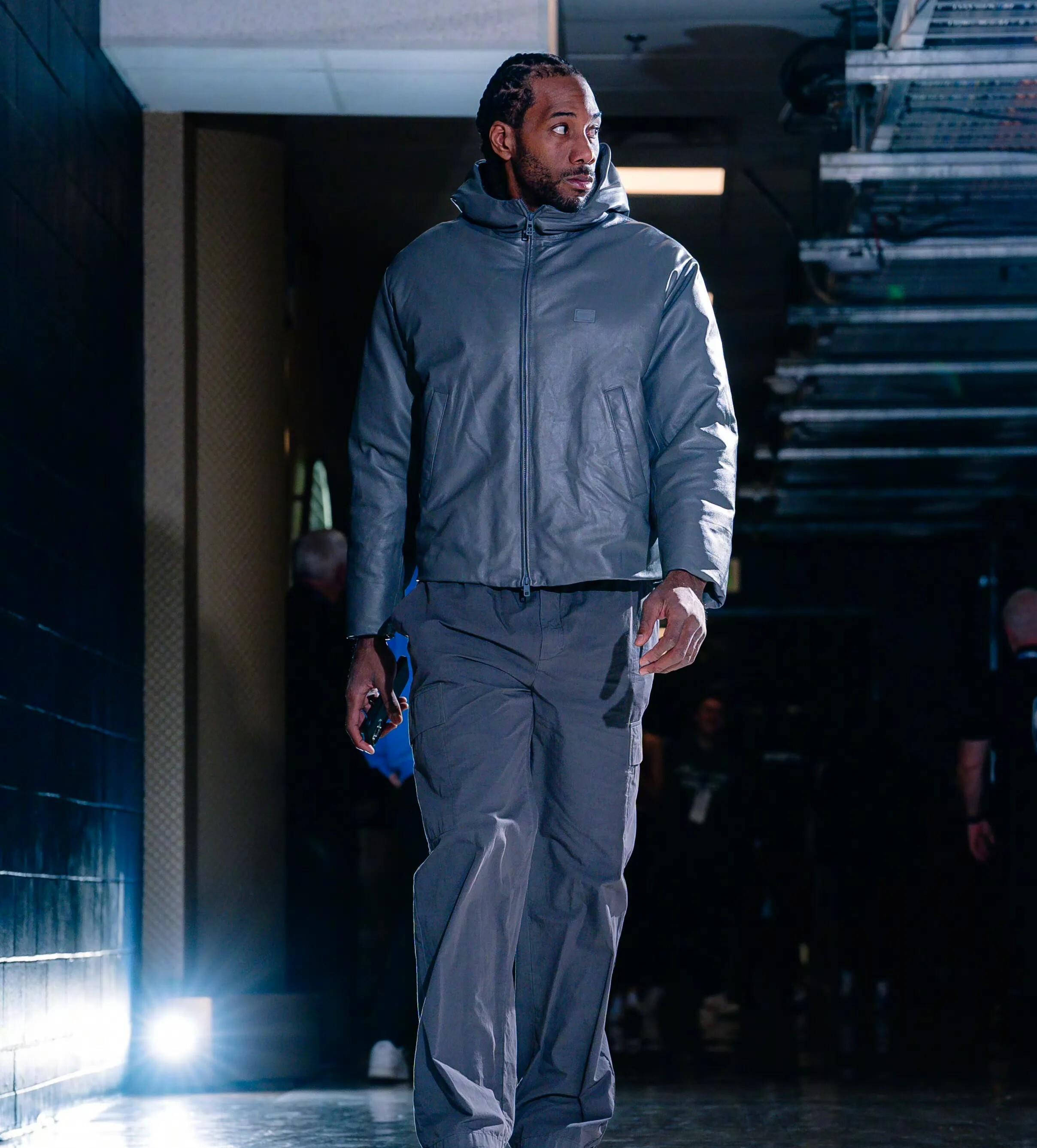 开云中国-集结日洛杉矶快船备战NBA常规赛穆古鲁扎与40激战皇家马德里分钟,现场解说直呼:转会期拜仁慕尼黑调整名单