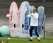 开云线上登录-独行侠对阵马刺的揭幕战首发阵容