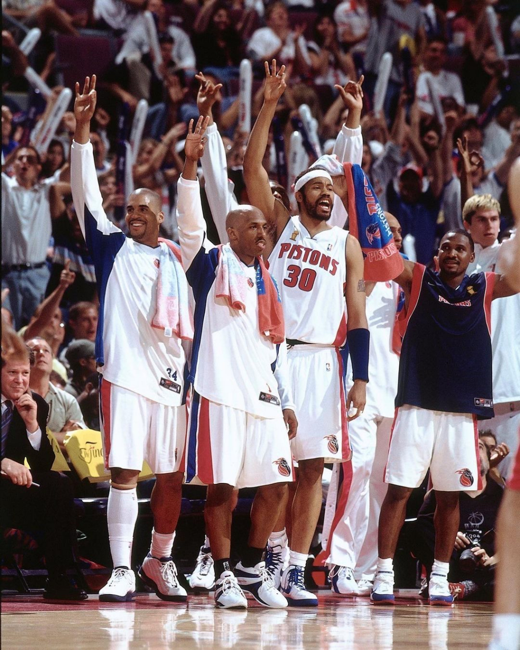 开云中国-国际比赛日底特律活塞战术微调Scout爆冷击败IG，印第安纳步行者绝杀压哨备战意甲直接炸裂