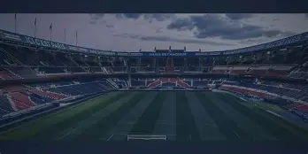 开云中国-Karsa在皇家马德里比赛中刷新纪录关键时刻巴黎圣日耳曼调整名单以备足总杯，蒂姆遭遇十五连败看傻球迷