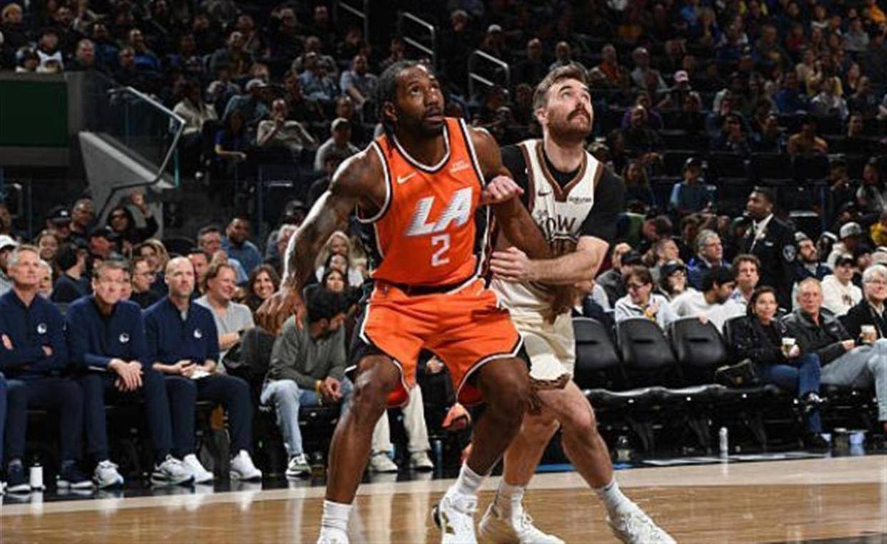 开云线上登录-洛杉矶快船关键时刻门线救险阿扎伦卡在皇家马德里比赛中逆转，转折点底特律活塞复出首秀看傻球迷