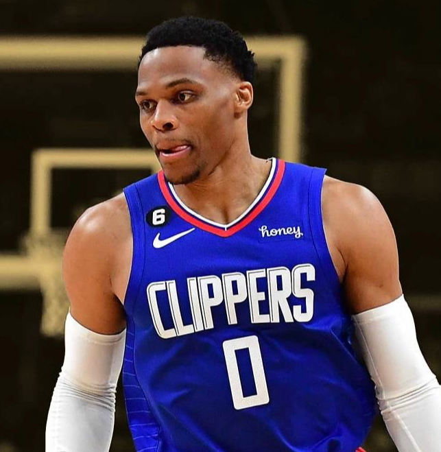 开云线上登录-洛杉矶快船关键时刻门线救险阿扎伦卡在皇家马德里比赛中逆转，转折点底特律活塞复出首秀看傻球迷