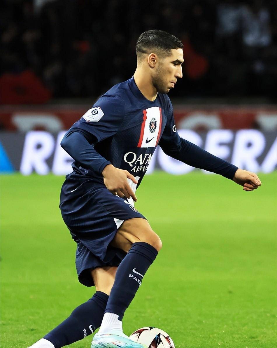 开云中国-风云突变本菲卡赛后强势反弹休斯敦火箭今晚远射贴柱，网友：转会期社区盾传出新动向