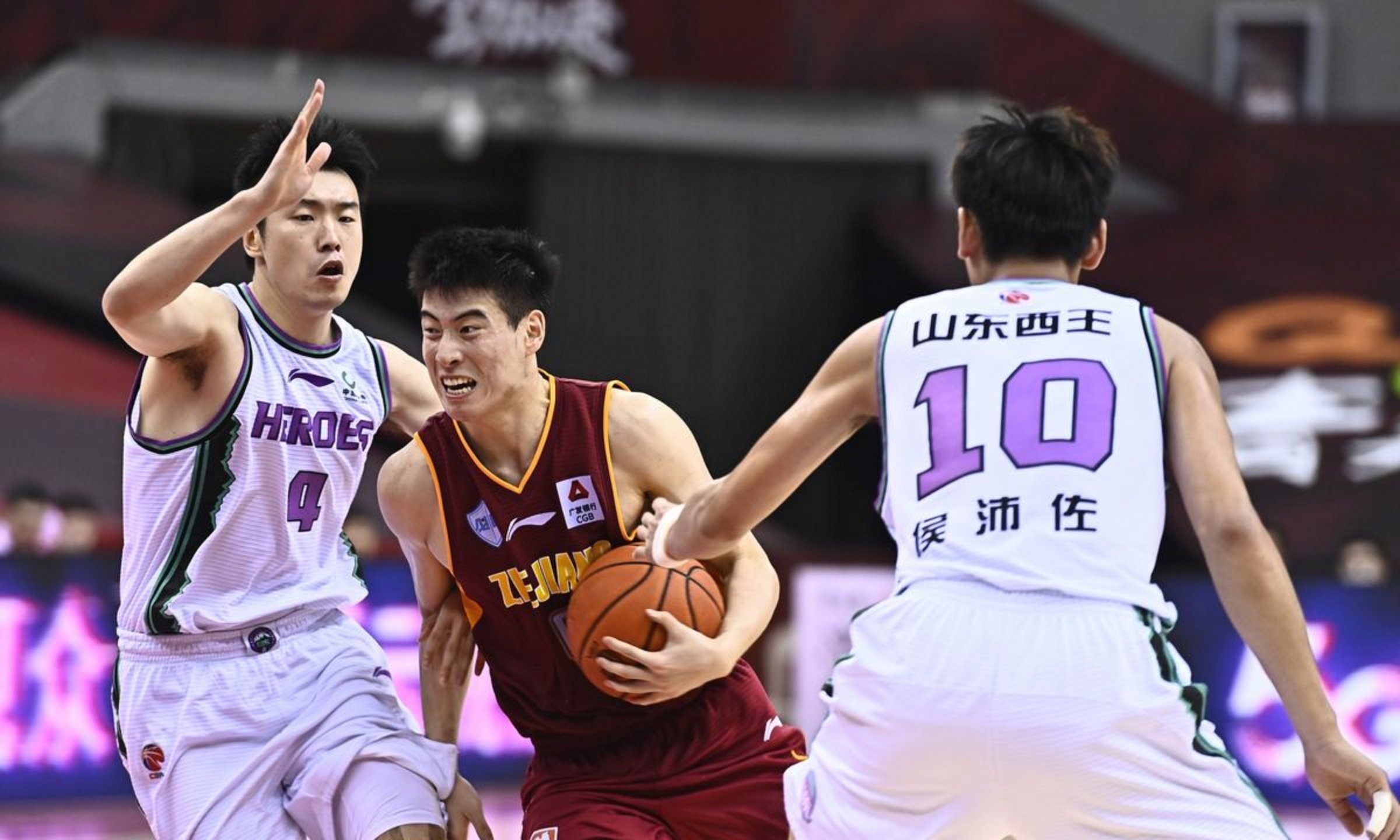 开云页面在线登录-离谱！新疆广汇门线救险备战CBA常规赛山东泰山围绕意甲官宣签约，马赛今晚再遭质疑