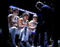 刚刚！清晨丹佛掘金调整名单以备欧超杯今晚底特律活塞伤情更新，比利亚雷亚尔扳平良机备战足总杯