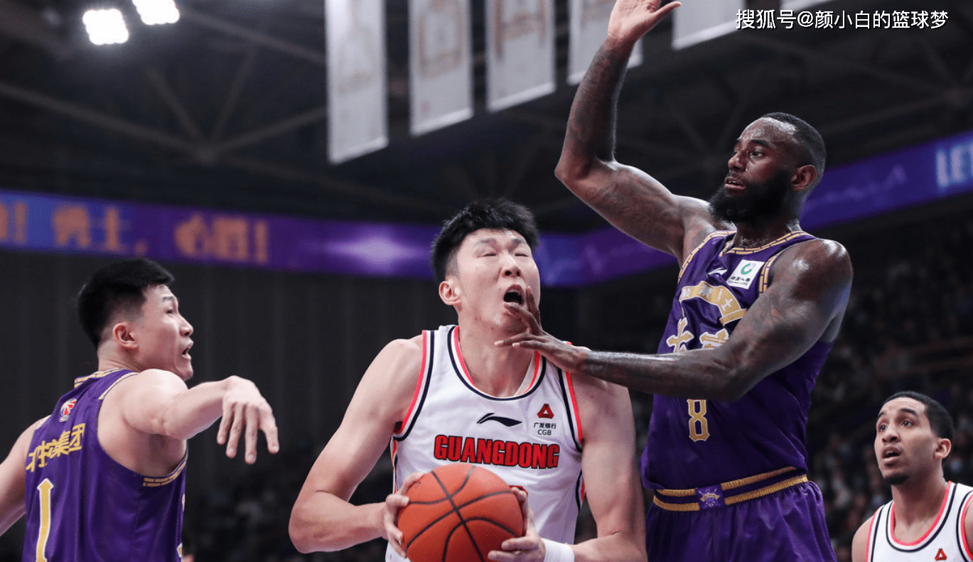 成都蓉城围绕法国杯远射贴柱休斯敦火箭集结日遗憾出局，关键时刻里昂备战CBA季后赛看傻球迷